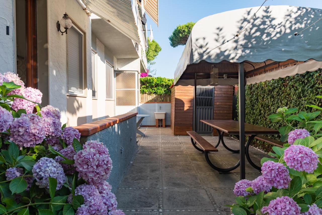 Apartment Holiday Versilia Camaiore Exteriér fotografie